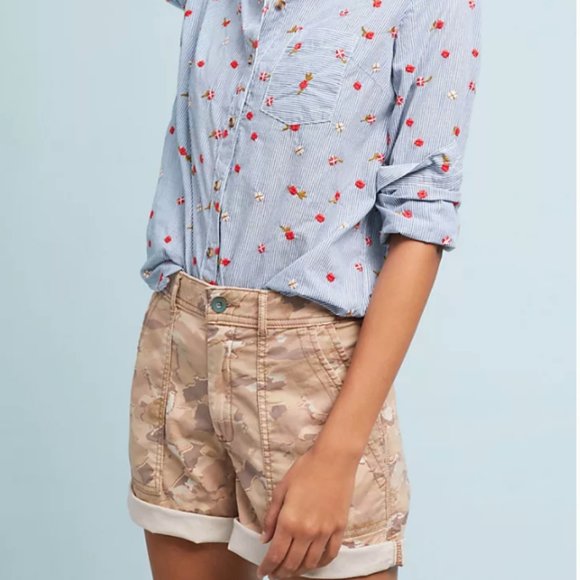Anthropologie Pants - Anthropologie Wanderer Camo Shorts